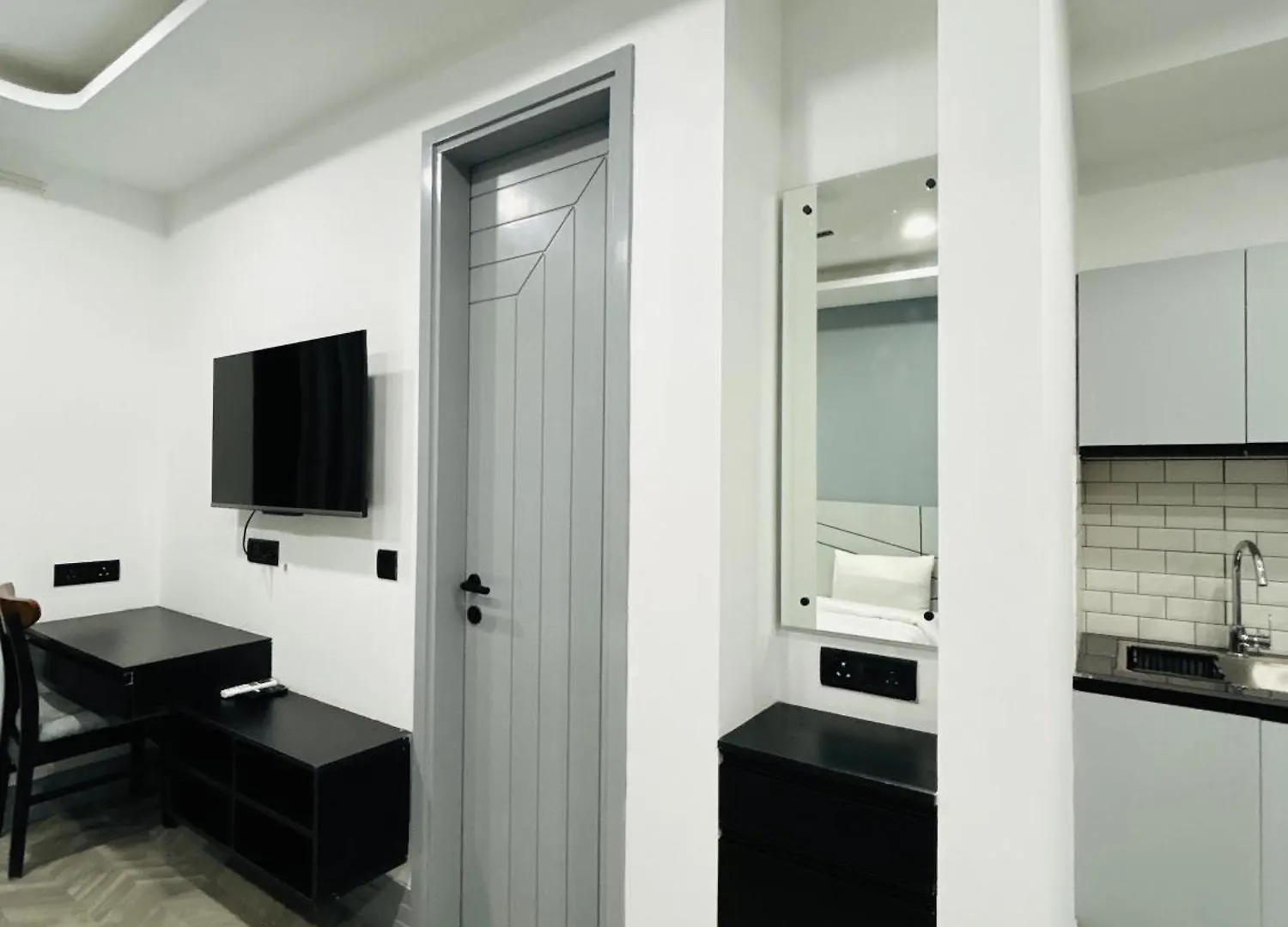 Bedchambers Serviced Apartment, Golf Course, גורגאון