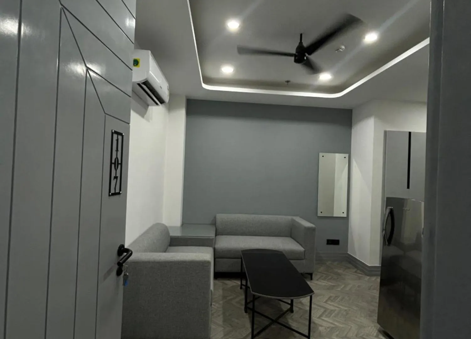 *** מלון Bedchambers Serviced Apartment, Golf Course, גורגאון הודו
