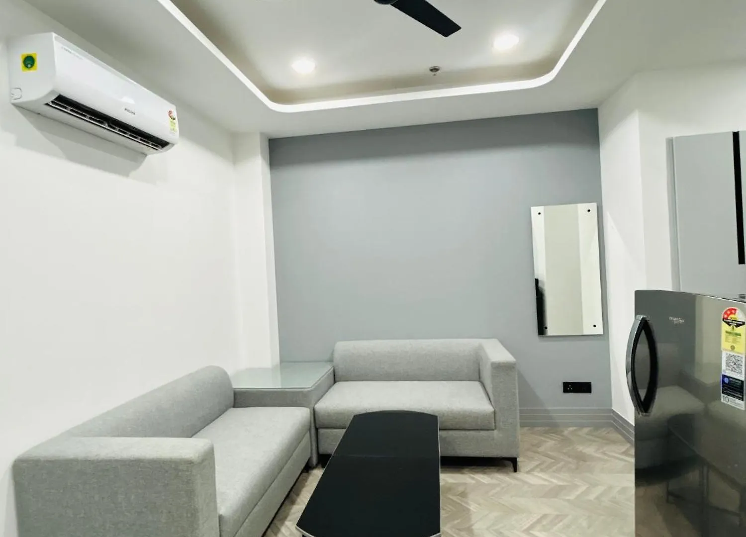 Bedchambers Serviced Apartment, Golf Course, גורגאון